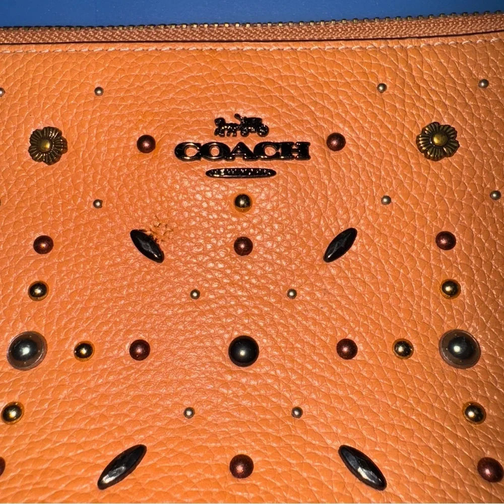 EUC Coach Authentic Small Nolita Wristlet 19 With Prairie Rivets